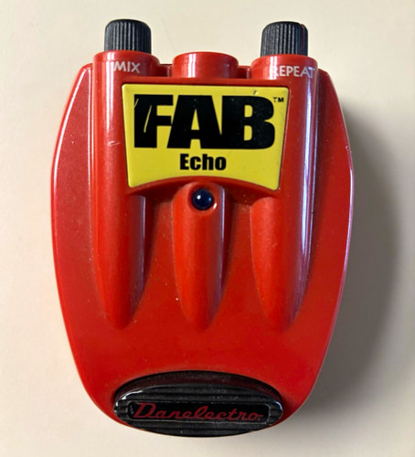 Danelectro fab echo - danelectro,