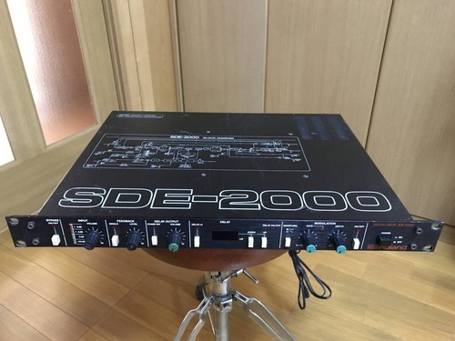 Roland sde 2000 digital delay - sde-2000,